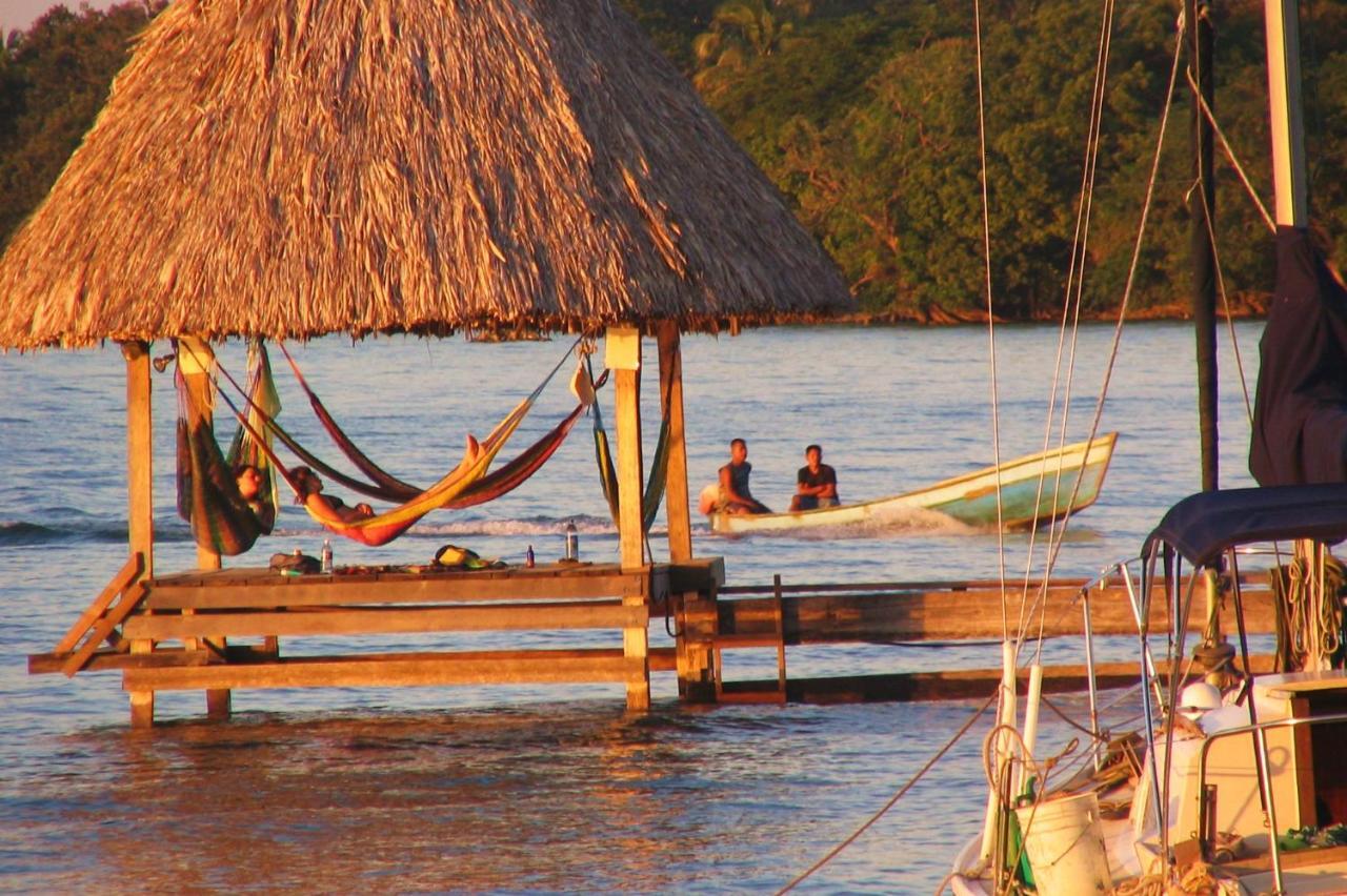 Denny'S Beach Resort Hotel Mariscos Eksteriør bilde