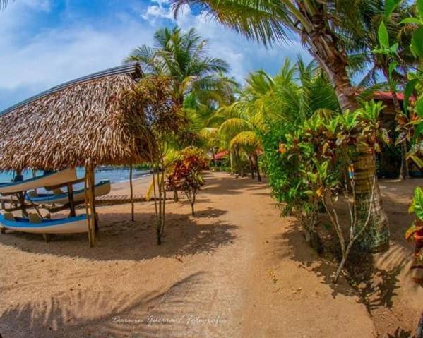 Denny'S Beach Resort Hotel Mariscos Eksteriør bilde