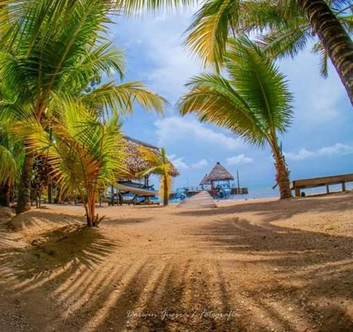 Denny'S Beach Resort Hotel Mariscos Eksteriør bilde
